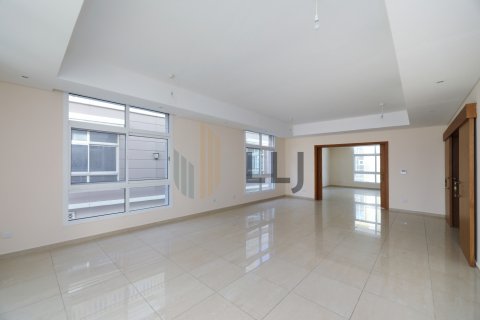 Abu Dhabi, BAE’de kiralık вилла 4 yatak odası, 681.9 m&sup2; No 669066 - fotoğraf 5