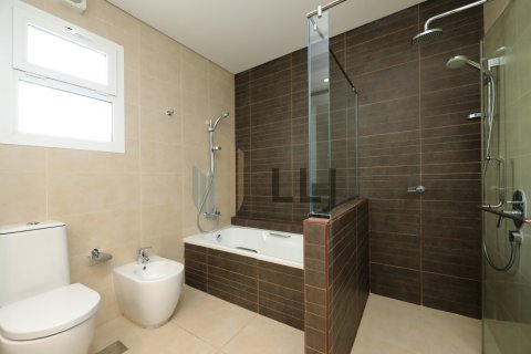 Abu Dhabi, BAE’de kiralık вилла 4 yatak odası, 681.9 m&sup2; No 669066 - fotoğraf 17