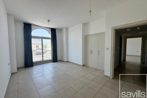 Villa para arrendamento em Dubai Sports City, Dubai, EAU 5 quartos, 613.53 m2 № 761225 - foto 8