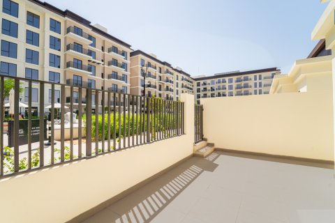 Apartment til salg i Dubai, UAE 3 soveværelser, 238 kvm № 696139 - foto 14