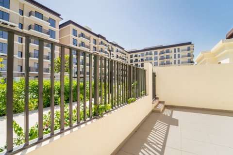 Dubai, UAE의 판매용 아파트 침실 3개, 242제곱미터 번호 696138 - 사진 20