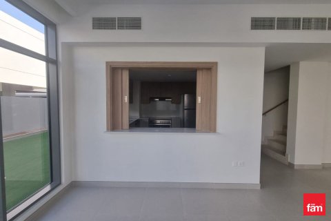 فيلا للإيجار في دبي، الإمارات العربية المتحدة 4 غرفة نوم ، 323.6 متر مربع ، رقم 668912 - صورة 5