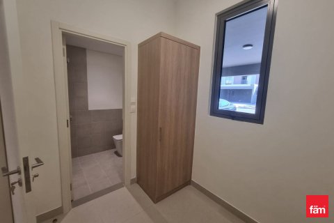 فيلا للإيجار في دبي، الإمارات العربية المتحدة 4 غرفة نوم ، 323.6 متر مربع ، رقم 668912 - صورة 15