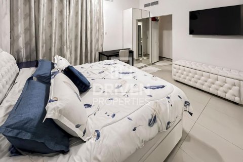 Villa til salg i Jumeirah Village Circle, Dubai, UAE 4 soveværelser, 288 kvm № 683759 - foto 4