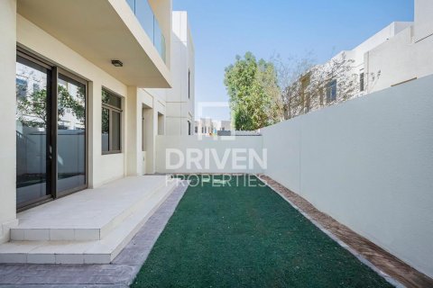 Reem, Dubai, UAE의 판매용 빌라 침실 3개, 180제곱미터 번호 683770 - 사진 3