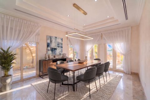 Müüa villa asukohaga Dubai, AÜE: 4 magamistoaga, 827 m² Nr 766146 - pilt 4