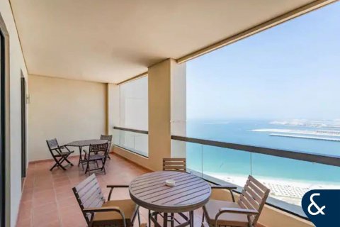 Dzīvoklis Jumeirah Beach Residence, Dubaijā, AAE 1 istaba, 124 m2 Nr. 688678 - attēls 2