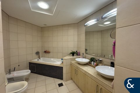 آپارتمان برای فروش در  Palm Jumeirah، Dubai، امارات متحده عربی  2 خوابه ، 150 متر مربع ، شماره 688679 - تصویر 4
