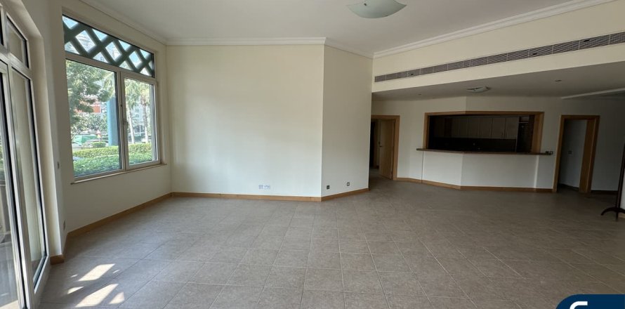 Квартира в Пальма Джумейра, Дубай, ОАЕ 3 спальні, 207м2 № 688680