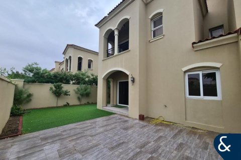 Rijtjeshuis te koop in Dubai Land, Dubai, VAE 3 slaapkamers, 211 vr.m., nr 688676 - foto 2