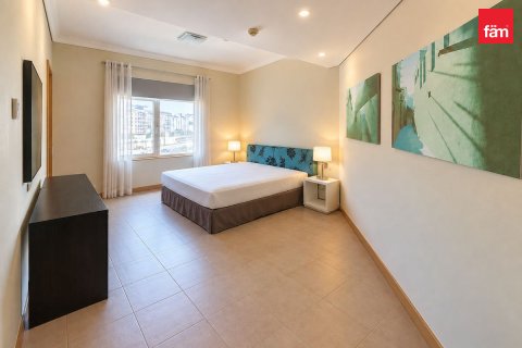 Apartment in Palm Jumeirah, Dubai, UAE 3 bedrooms, 200.4 sq.m. № 761045 - photo 4