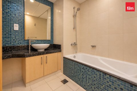 Apartment in Palm Jumeirah, Dubai, UAE 3 bedrooms, 200.4 sq.m. № 761045 - photo 8