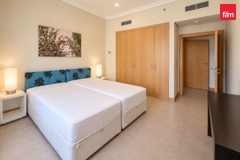 Apartment in Palm Jumeirah, Dubai, UAE 3 bedrooms, 200.4 sq.m. № 761045 - photo 7