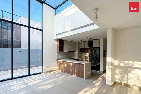 Radhus uthyres i Dubai, UAE 4 sovrum, 390.9 kvm Nr. 740837 - fotografi 2