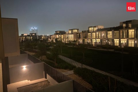 Radhus uthyres i Dubai, UAE 4 sovrum, 390.9 kvm Nr. 740837 - fotografi 5
