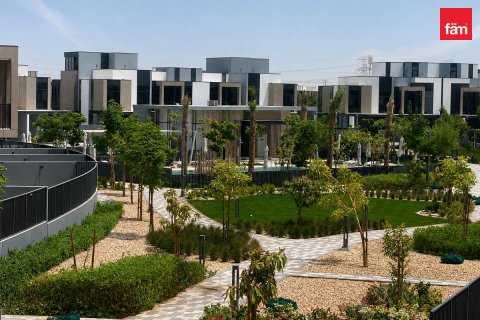 Radhus uthyres i Dubai, UAE 4 sovrum, 390.9 kvm Nr. 740837 - fotografi 3