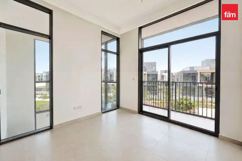 Townhouse în Dubai, EAU 4 dormitoare, 390.9 mp.  №740837