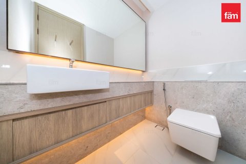 Apartment in Dubai, UAE 1 bedroom, 67.4 sq.m. № 740838 - photo 12