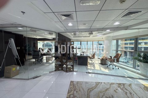Üürile anda kontor asukohaga Business Bay, Dubai, AÜE: 187 m² Nr 636671 - pilt 18