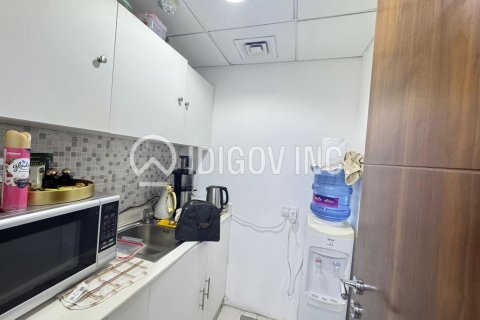 Üürile anda kontor asukohaga Business Bay, Dubai, AÜE: 187 m² Nr 636671 - pilt 9