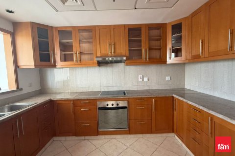 Huoneisto The Views, Dubai, Arabiemiraatit 2 makuuhuonetta, 137.3 m2 № 679124 - kuva 8