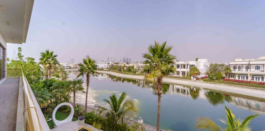 Villa asukohaga Dubai, AÜE: 6 magamistoaga, 3054 m² Nr 711789