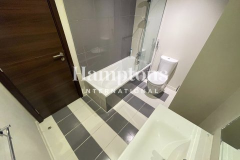 Rumah bandar di Dubai, UAE 3 bilik tidur, 174.82951055 meter persegi № 660803 - foto 15