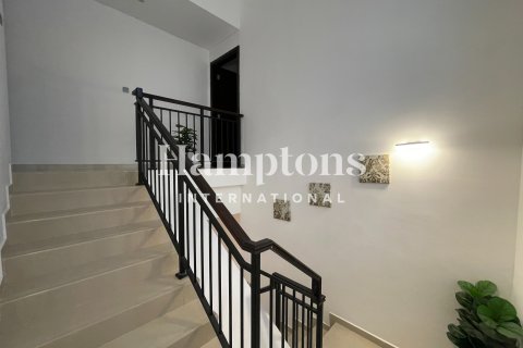 Rumah bandar di Dubai, UAE 3 bilik tidur, 174.82951055 meter persegi № 660803 - foto 5