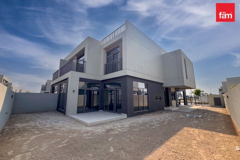 Villa til leie i Dubai, Emiratene 4 soverom, 328 kvm Nr. 655873 - Foto 2