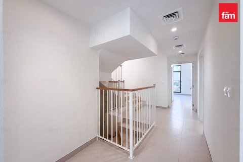 Villa til leie i Dubai, Emiratene 4 soverom, 328 kvm Nr. 655873 - Foto 20