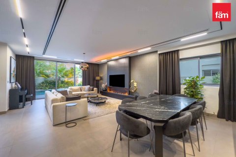 Müüa villa asukohaga Dubai Hills Estate, AÜE: 3 magamistoaga, 416.8 m² Nr 655868 - pilt 8