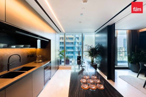 Dupleks në Business Bay, Dubai, Emiratet e Bashkuara Arabe 4 dhoma gjumi, 271.1 m2. № 655867 - Foto 11