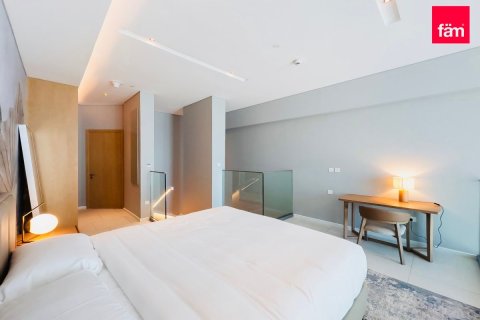 Apartament në Business Bay, Dubai, Emiratet e Bashkuara Arabe 1 dhomë gjumi, 100.6 m2. № 661662 - Foto 16