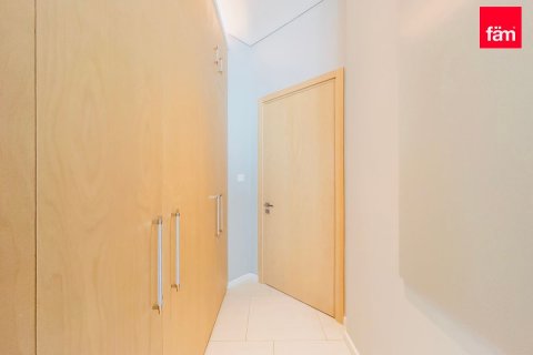 Apartament në Business Bay, Dubai, Emiratet e Bashkuara Arabe 1 dhomë gjumi, 100.6 m2. № 661662 - Foto 18