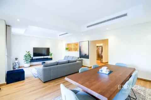 Kaupunkipientalo Al Furjan, Dubai, Arabiemiraatit 3 makuuhuonetta, 262 m2 № 661002 - kuva 3