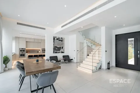 Stadthaus zum Verkauf in Palm Jumeirah, Dubai, VAE 4 Schlafzimmer, 347 m2 Nr. 661000 - Foto 3