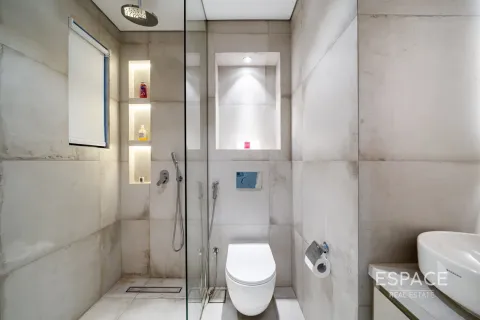 Townhouse in Palm Jumeirah, Dubai, UAE 4 bedrooms, 347 sq.m. № 661000 - photo 9