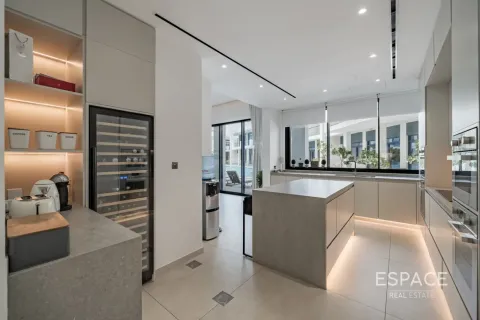 Stadthaus zum Verkauf in Palm Jumeirah, Dubai, VAE 4 Schlafzimmer, 347 m2 Nr. 661000 - Foto 8