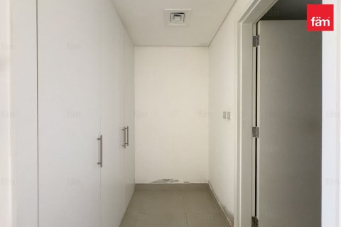 Lägenhet till försäljning i Dubai, UAE 2 sovrum, 115.5 kvm Nr. 641349 - fotografi 10