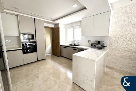 ویلا برای اجاره در Meadows، Dubai، امارات متحده عربی 5 خوابه ، 544 متر مربع ، شماره 698305 - تصویر 2