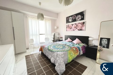 Lakás itt: Jumeirah Beach Residence, Dubai, EAE, 2 hálószoba, 131 m², azonosító: 698310 - fénykép 9