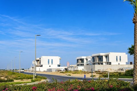 Land zum Verkauf in Jebel Ali, Dubai, VAE 929 m2 Nr. 719996 - Foto 9