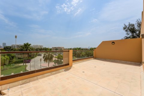Townhouse til salg i Jumeirah Islands, Dubai, UAE 4 soveværelser, 312 kvm № 707748 - foto 18