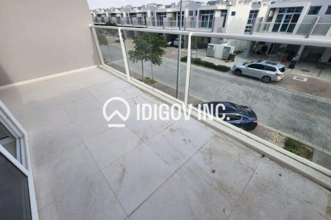 Снять в аренду таунхаус в DAMAC Hills (Akoya by DAMAC), Дубай, ОАЭ 5 спален, 227м2, № 680673 - фото 17