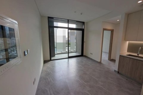 Apartment in Business Bay, Dubai, UAE 1 bedroom, 53 sq.m. № 680672 - photo 2