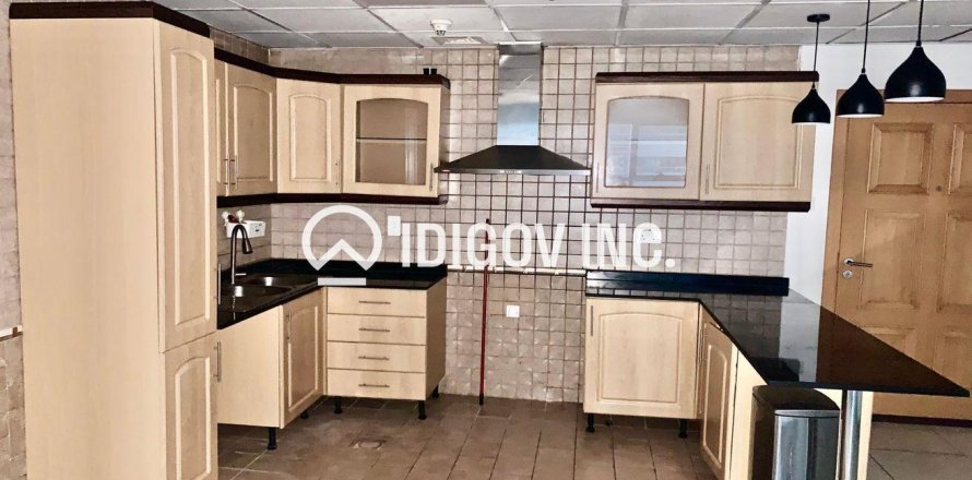 Apartament în Jumeirah Lake Towers, Dubai, EAU 2 dormitoare, 122 mp.  №680675