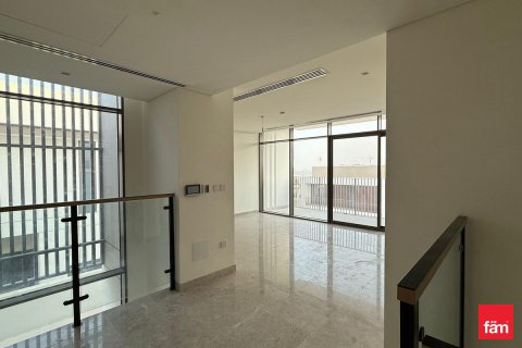 Villa sa Al Furjan, Dubai, UAE 4 silid-tulugan, 584.5 sq.m. № 635904 - larawan 3