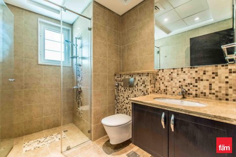 Vila v Dubai, SAE 3 ložnice, 704.9 m² Č.: 635902 - fotografie 9