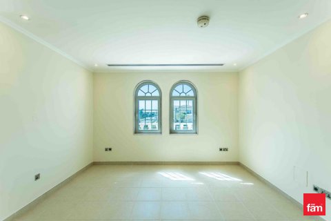 Vila v Dubai, SAE 3 ložnice, 704.9 m² Č.: 635902 - fotografie 4