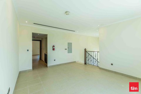 Vila v Dubai, SAE 3 ložnice, 704.9 m² Č.: 635902 - fotografie 3